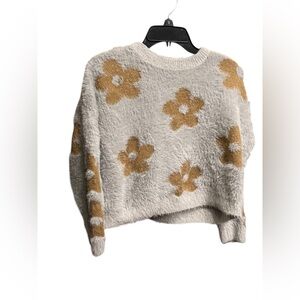 Sweater cream with light brown flowers